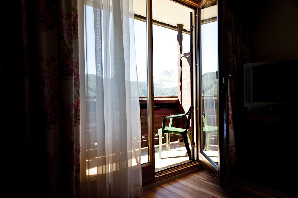 Hotel Alpenkrone Filzmoos Habitación foto